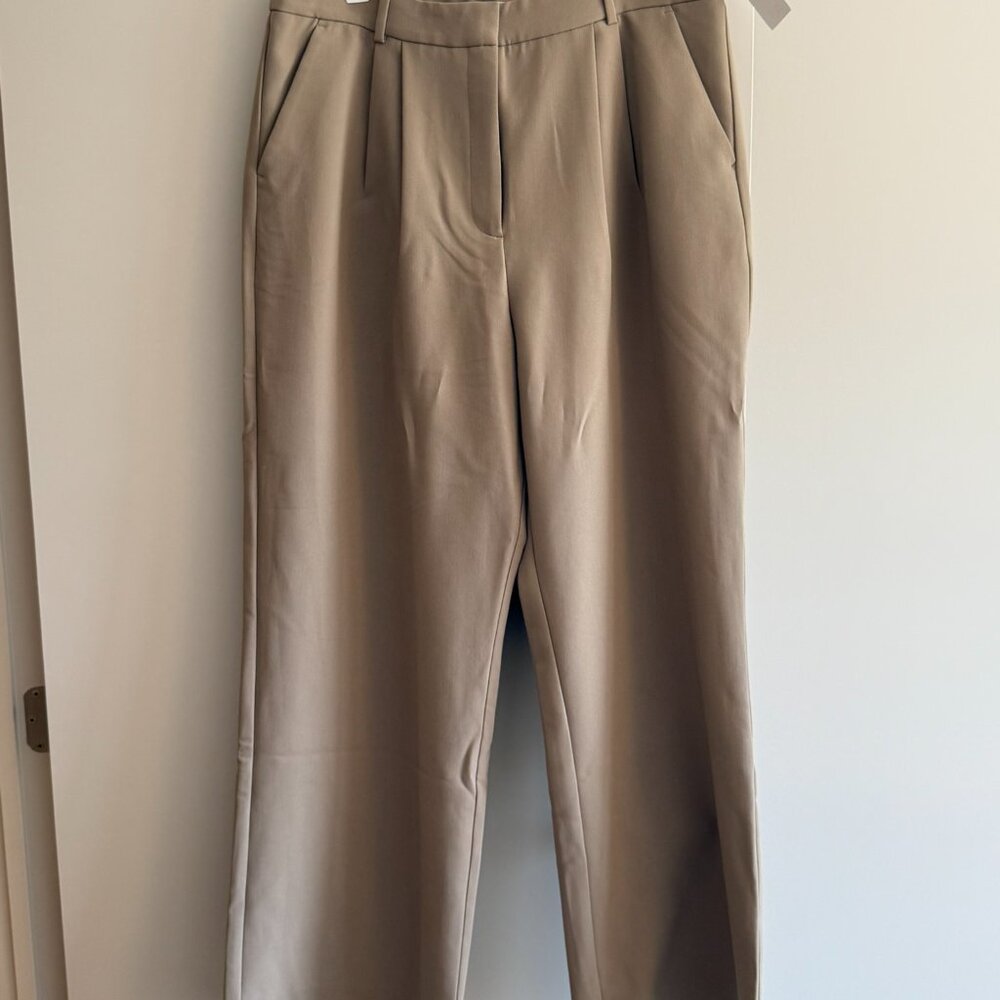 NWOT Abercrombie Sloane Tailored Pant, Light Brown, Size 33